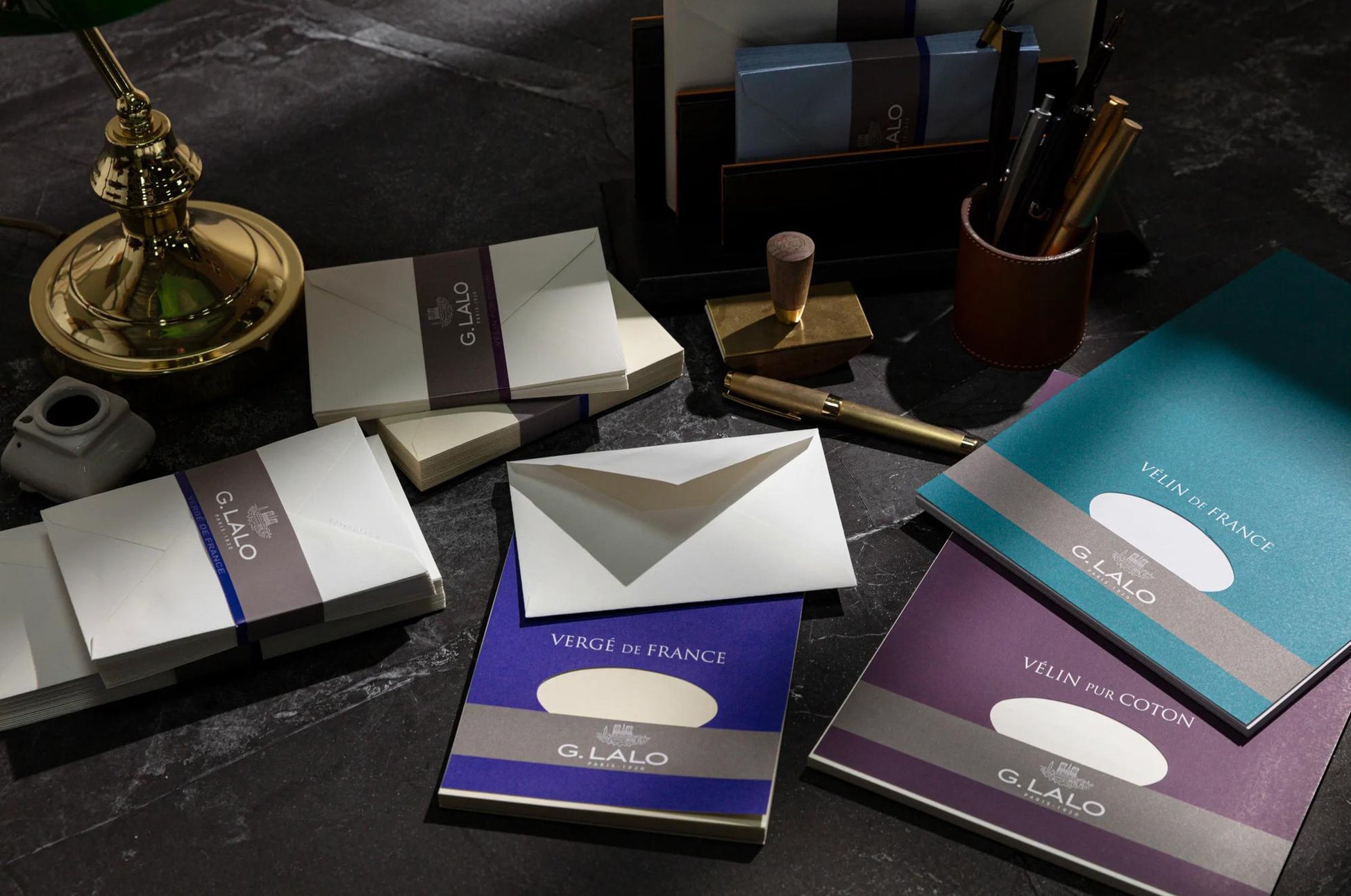 Verge de France Pack of 25 Gummed Envelopes C6 Size Blue