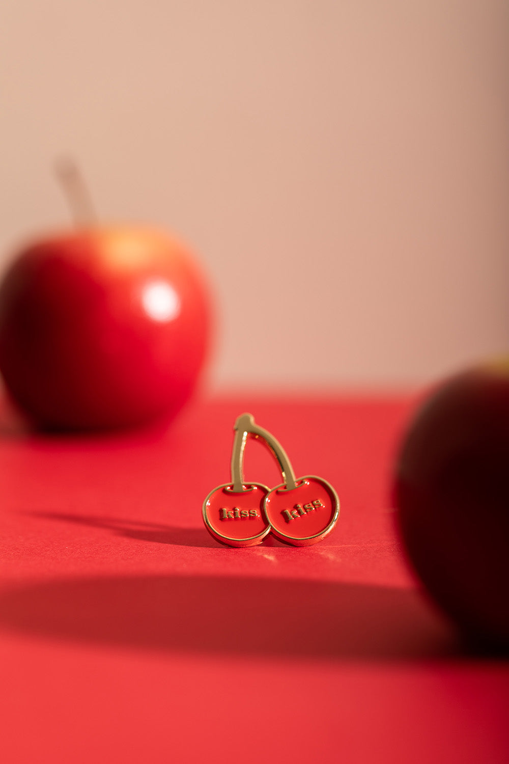 ATWS Enamel Pin Kiss Kiss